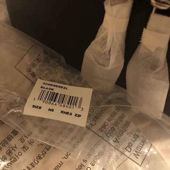 Mk rhea slim Backpack ๐ - Picture 4 of 8